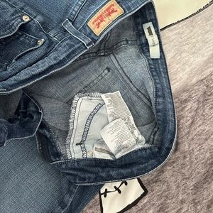 Levi women jeans size 30